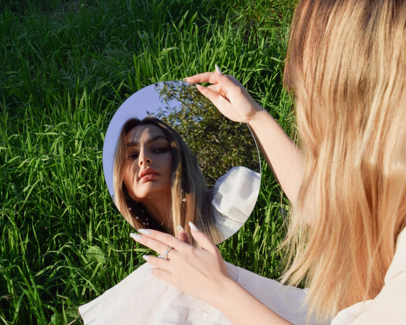 Mergulhei dentro de mim