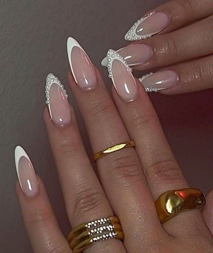 Unhas de Ano Novo: 4 Tendências e Dicas glamourosas
